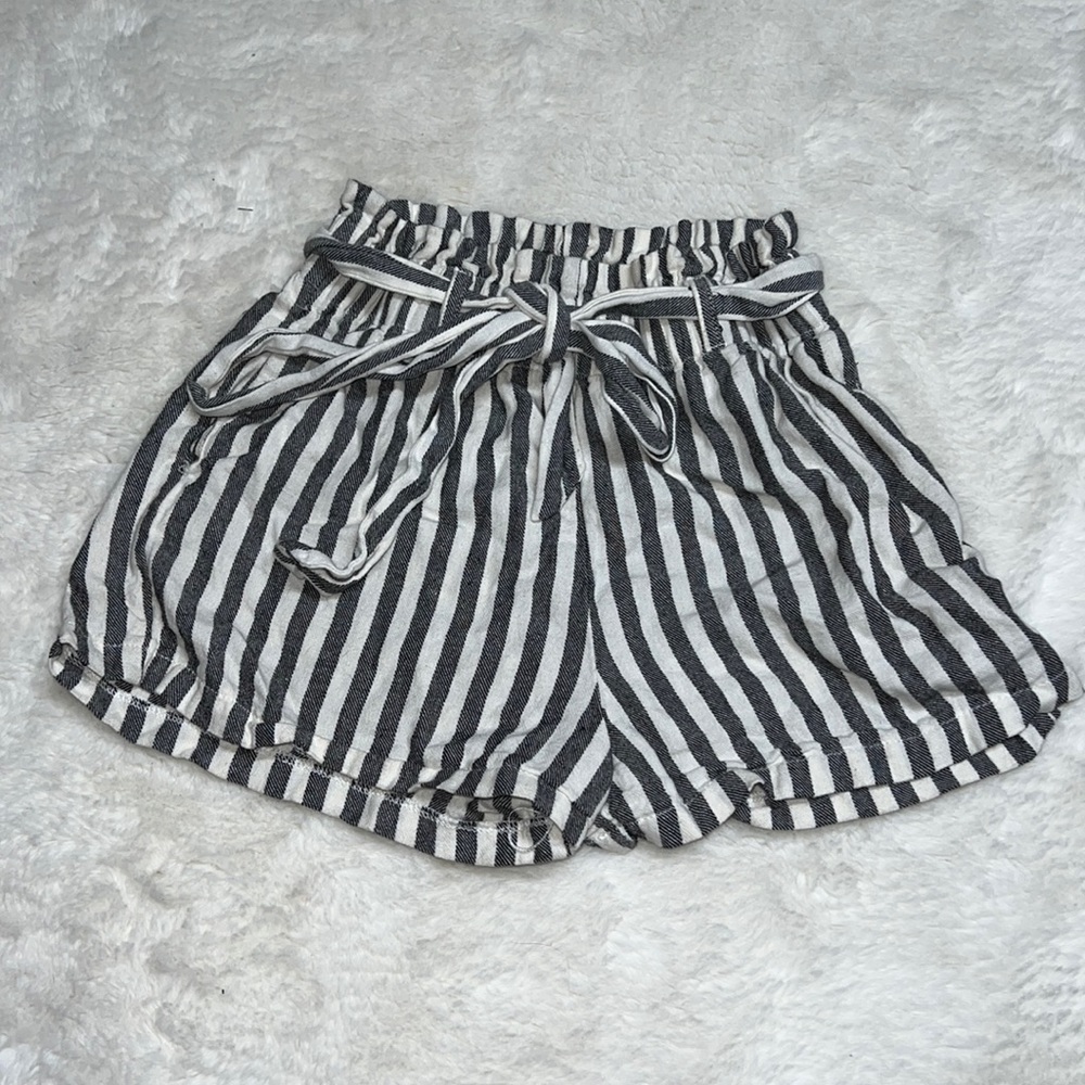 Heart & Hips Striped Shorts